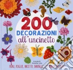 200 decorazioni all'uncinetto