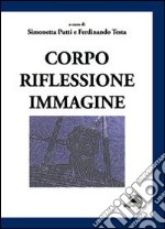 Corpo riflessione immagine libro