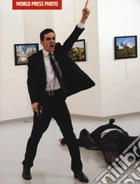 World Press Photo 2017. Ediz. a colori libro