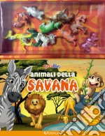 Animali della savana. Ediz. a colori. Con 10 animaletti in plastica. Con Poster libro