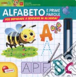 Scuola di scrittura maxi. Alfabeto e prime parole. Per imparare a scrivere in allegria! Ediz. a colori. Con gadget libro