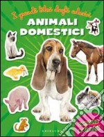 Animali domestici. Con adesivi