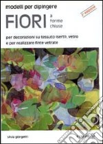 Modelli per dipingere fiori a forme chiuse libro