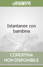 Istantanee con bambina libro
