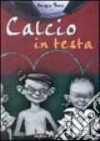 Calcio in testa libro