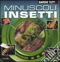Minuscoli insetti libro