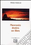 Nascosto dentro un libro libro