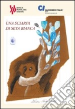 Una sciarpa di seta bianca