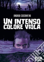 Un intenso colore viola libro