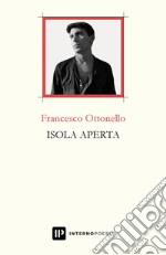 Isola aperta libro