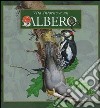 Vita intorno a un albero. Con poster libro di Cucchiarini Ferruccio