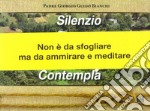 Silenzio contempla libro