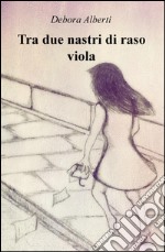 Tra due nastri di raso viola libro