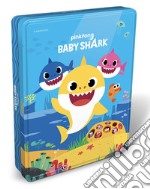 Tin box. Baby Shark. Ediz. a colori. Con gadget libro