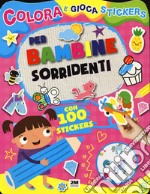 Per bambine sorridenti. Colora e gioca stickers. Ediz. a colori libro