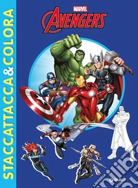 Avengers. Staccattacca e colora. Ediz. illustrata libro