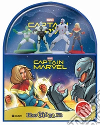 Captain Marvel. Libro gioca kit. Ediz. a colori. Con 4 personaggi 3D. Con scenario per giocare libro