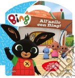 All'asilo con Bing. Puffy sticker. Ediz. a colori libro