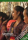 Sindhen. Il canto femminile nell'isola di Giava libro