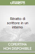 Ritratto di scrittore in un interno libro