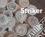 Striker d'avorio. Un gioco molto antico e una collezione unica, che lo travalica libro