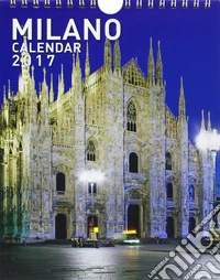 Milano notte. Calendario medio 2020 libro