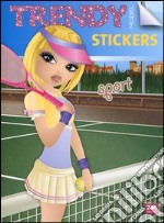 Trendy model stickers sport. Con adesivi. Ediz. illustrata libro