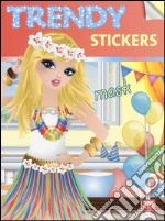 Trendy model stickers. Mask. Con adesivi libro