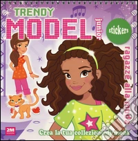 Trendy model junior. Viola. Con adesivi. Ediz. illustrata libro