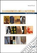 La leggerezza della scultura libro