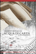 Acqua di carta libro