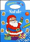 Natale. Attacca e colora libro