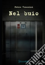 Nel buio libro