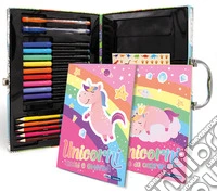 Unicorni. La mia valigetta creativa. Ediz. a colori. Con 5 matite colorate a doppia punta. Con 10 pennarelli. Con 2 penne in gel. Con 100 Adesivi libro