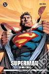 Su nel cielo. Superman libro