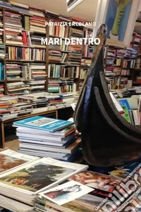 Mari dentro libro