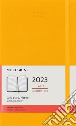 Agenda Moleskine Classic 2023 | Giornaliera | Large | Copertina Rigida | Giallo Arancio articolo cartoleria di Moleskine