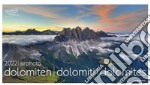 Dolomiti airphoto. Calendario 2022. Ediz. multilingue articolo cartoleria