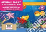 Arturo il paguro al salvataggio del mare. Storia kamishibai. Ediz. italiana e inglese. Con QR code per traduzioni (FR/DE/ES) e materiali didattici stampabili. Con burattini da ritagliare. Con flashcards art vari a