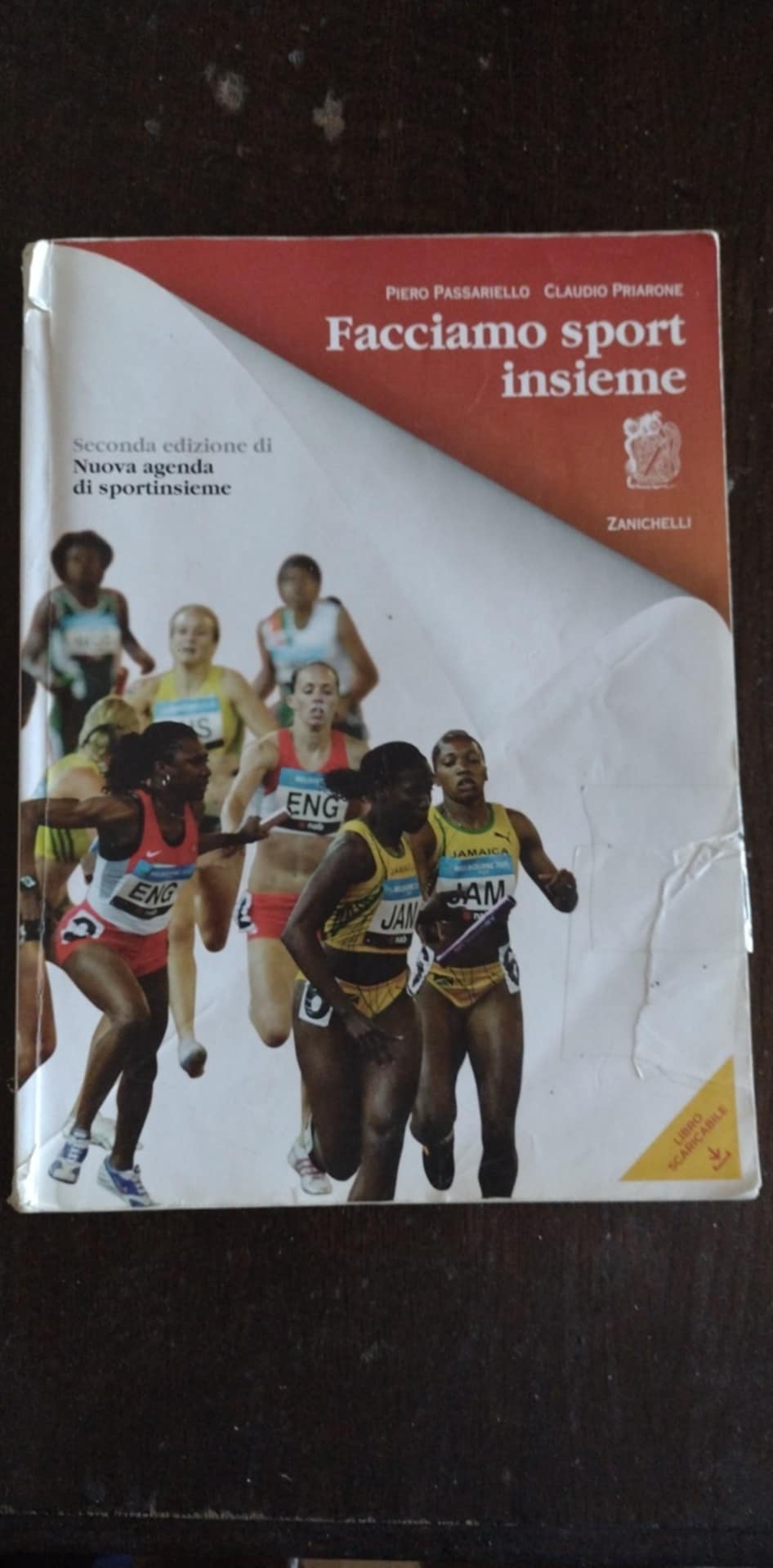 Facciamo sport insieme. Per la Scuola media. Con espansione online libro usato