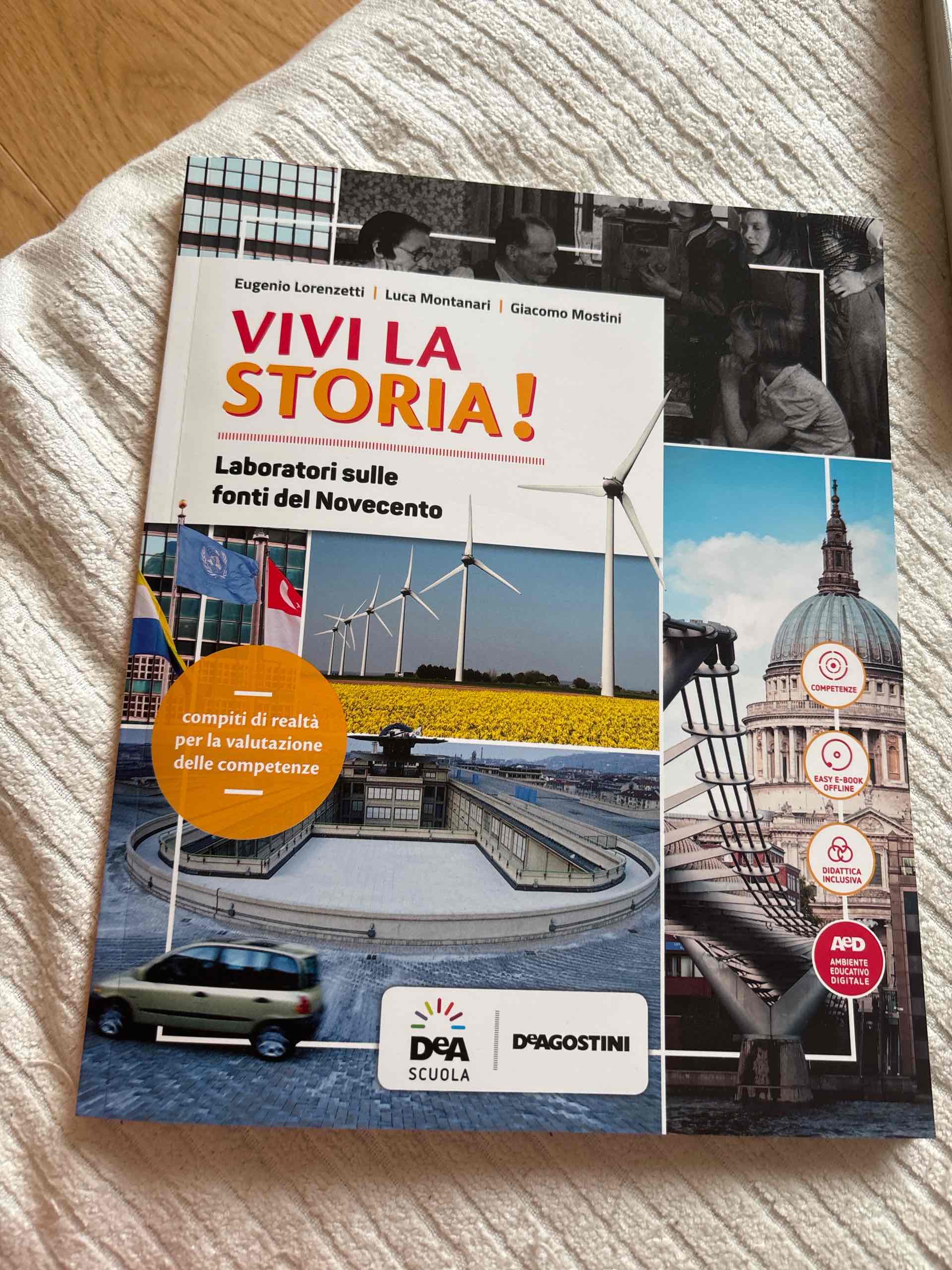 Vivi la storia! Per la Scuola media. Con e-book. Con espansione online. Con 2 libri: Fonti storiche del '900-Quaderno. Con DVD-ROM. Vol. 3 libro usato