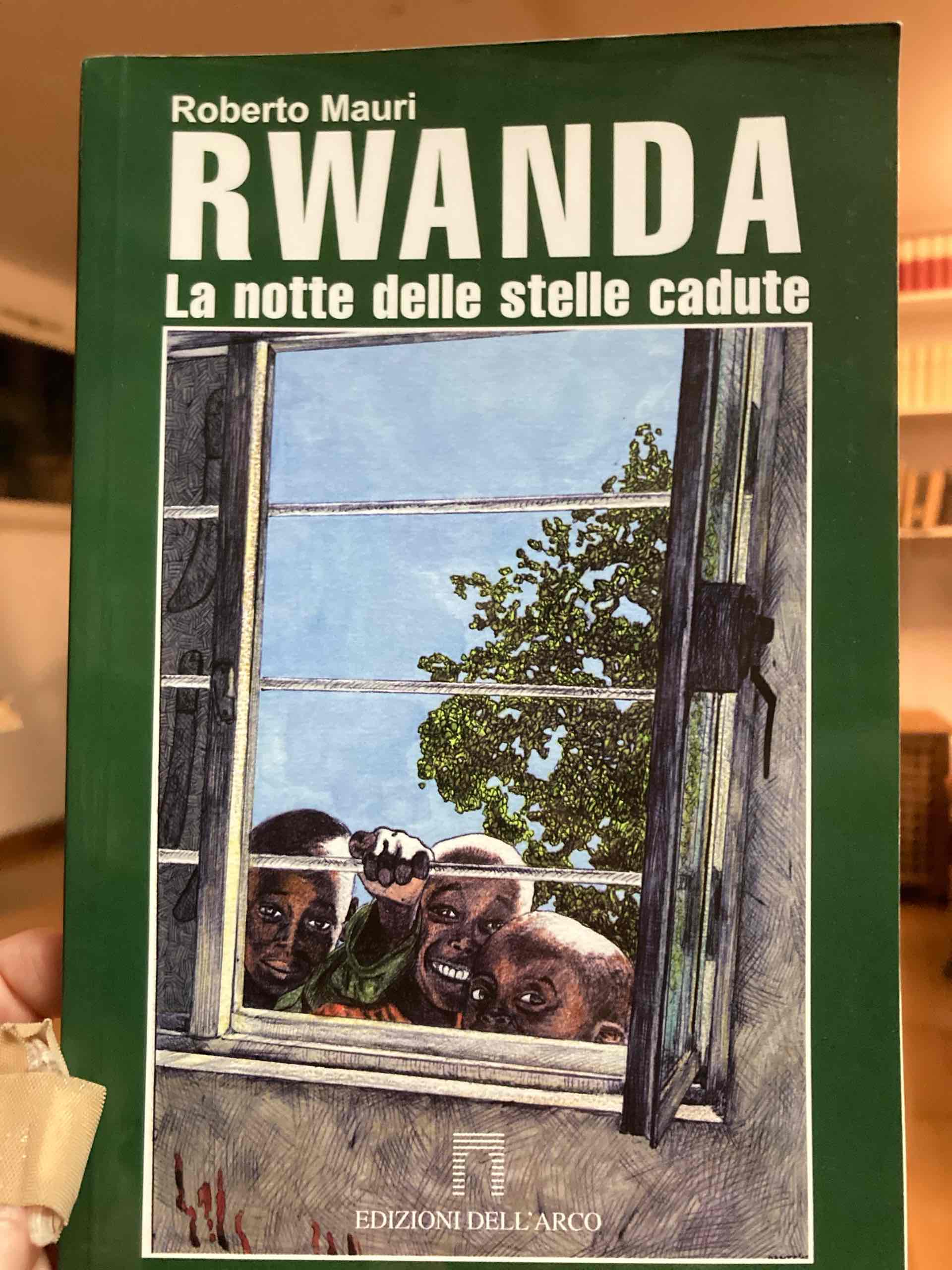 Rwanda - La notte delle stelle cadute libro usato