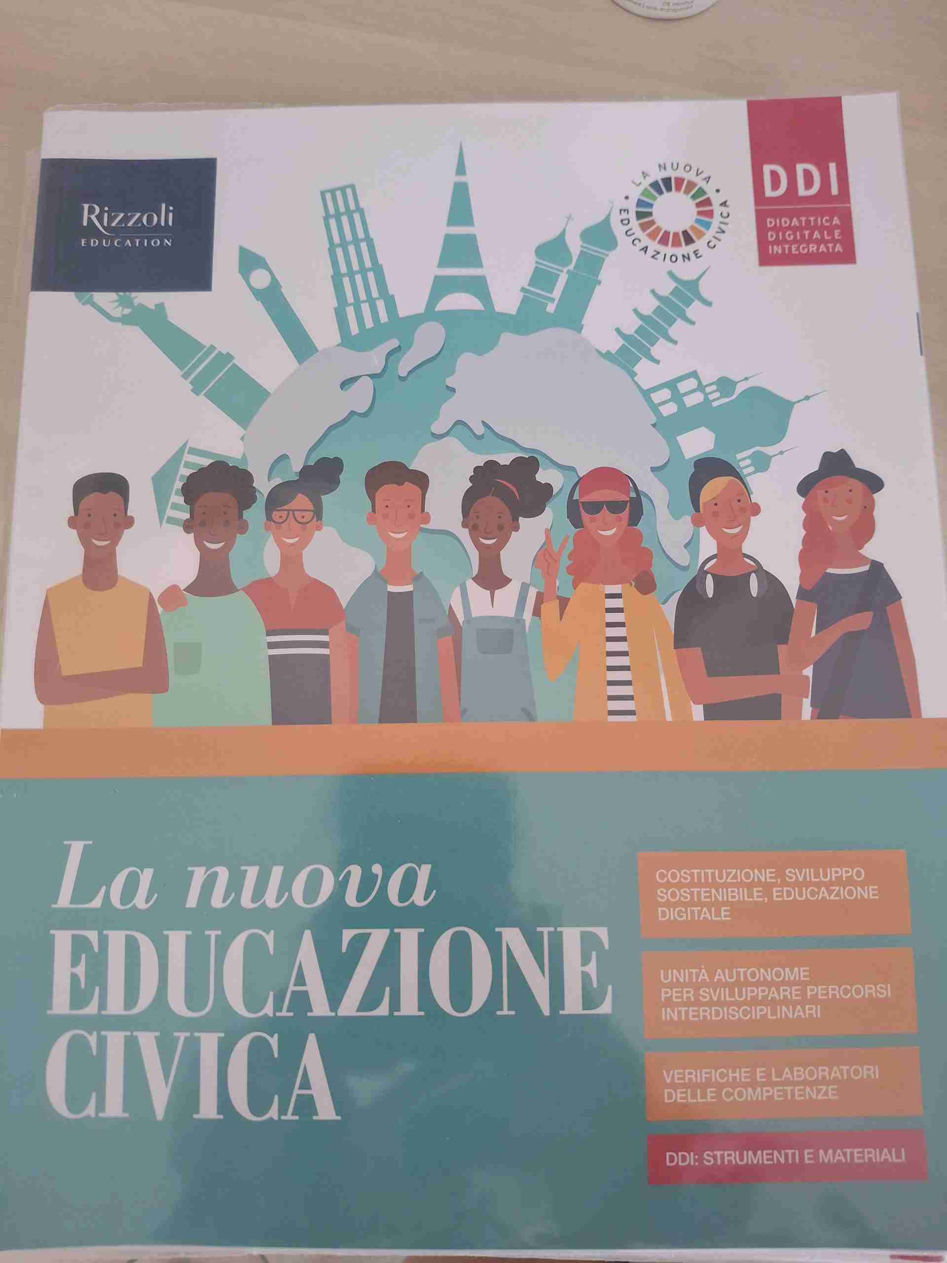 La nuova EDUCAZIONE CIVICA libro usato