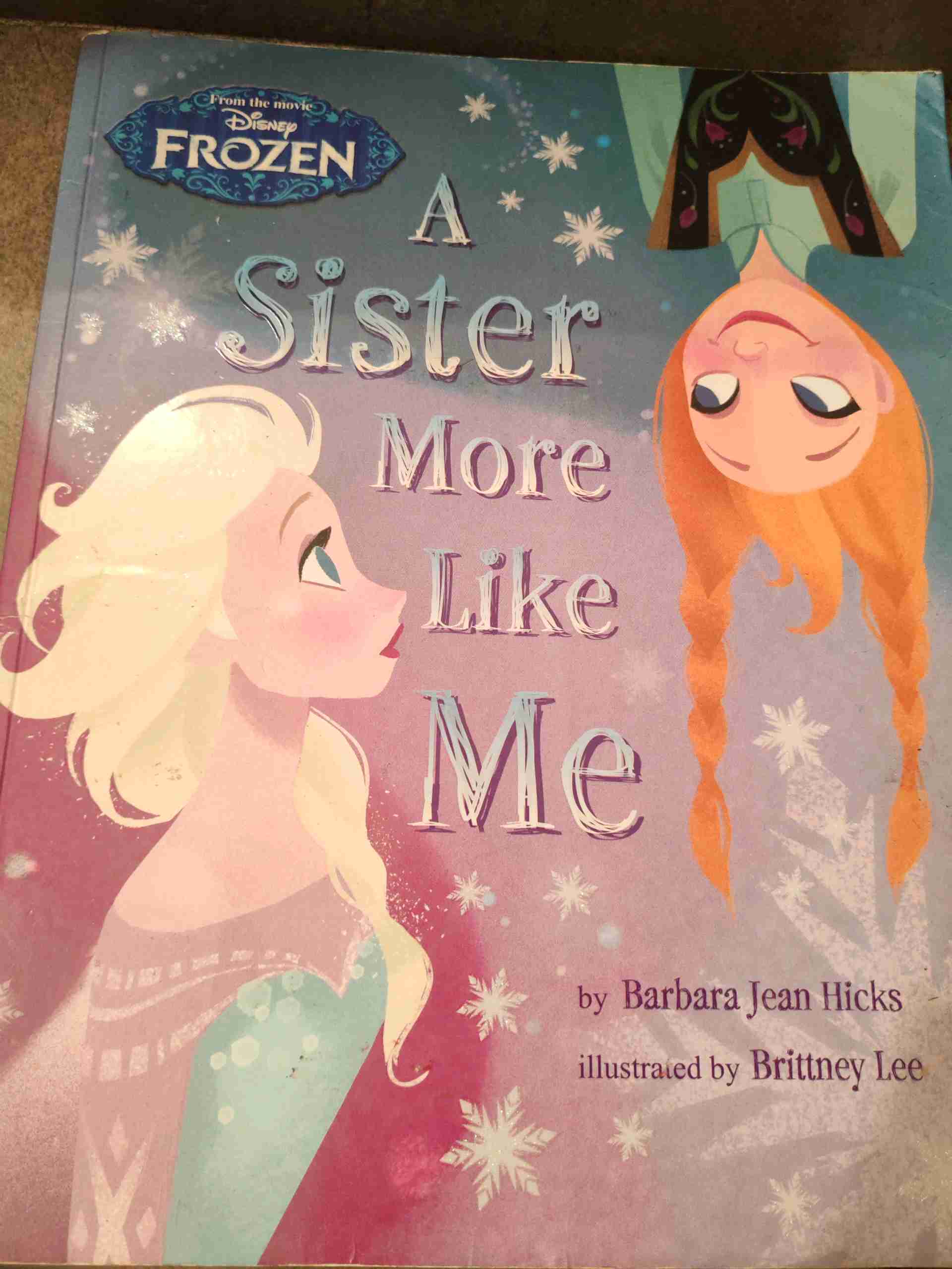a sister more like me libro usato