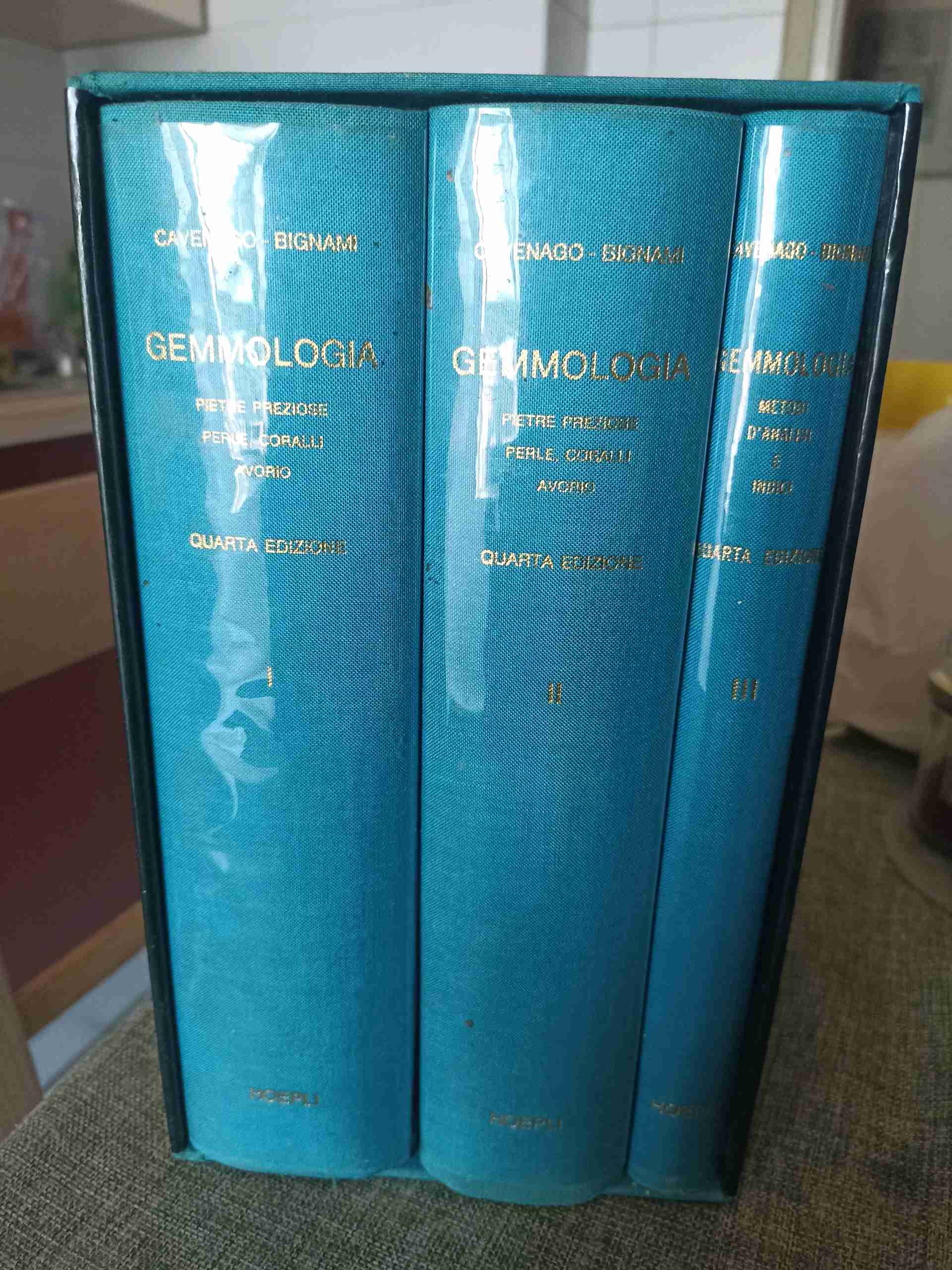 gemmologia  libro usato