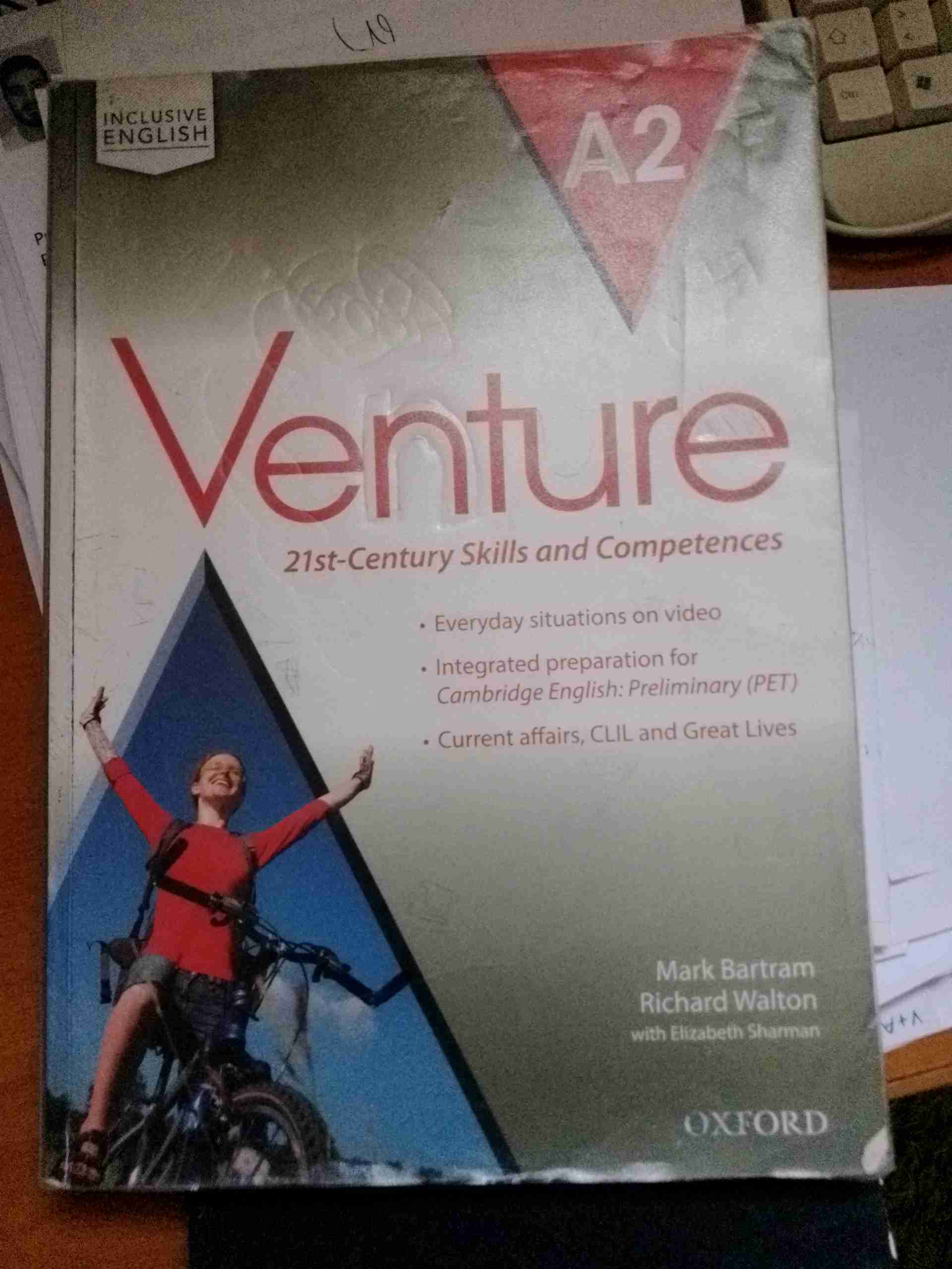 Venture A2 libro usato