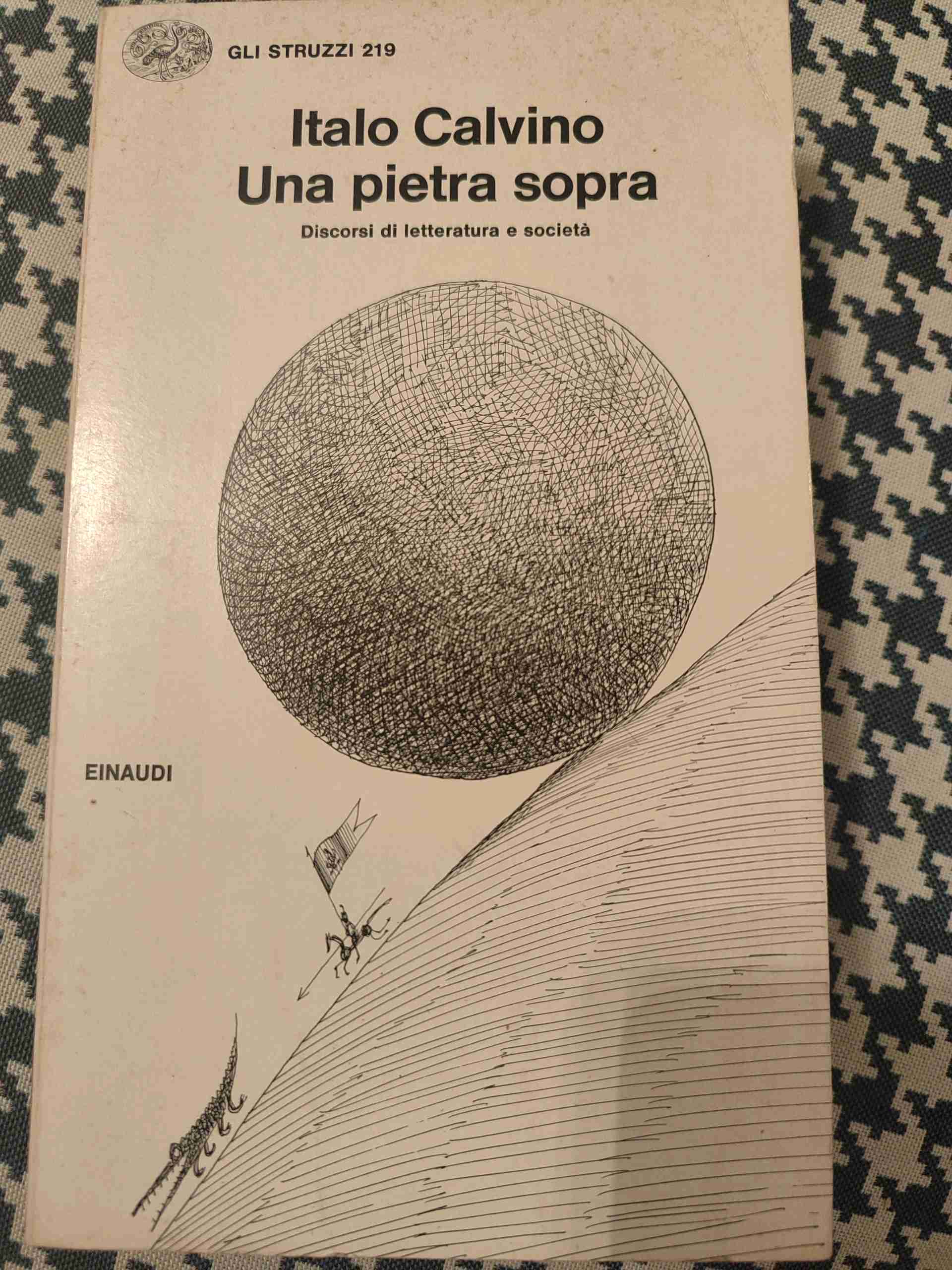 una pietra sopra libro usato