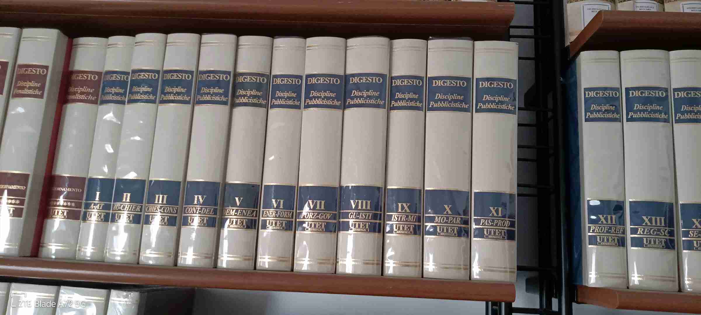 DIGESTO DISCIPLINE PUBBLICISTICHE  XV VOLUMI PIÙ VII AGGIORNAMENTI NUOVISSIMI  libro usato