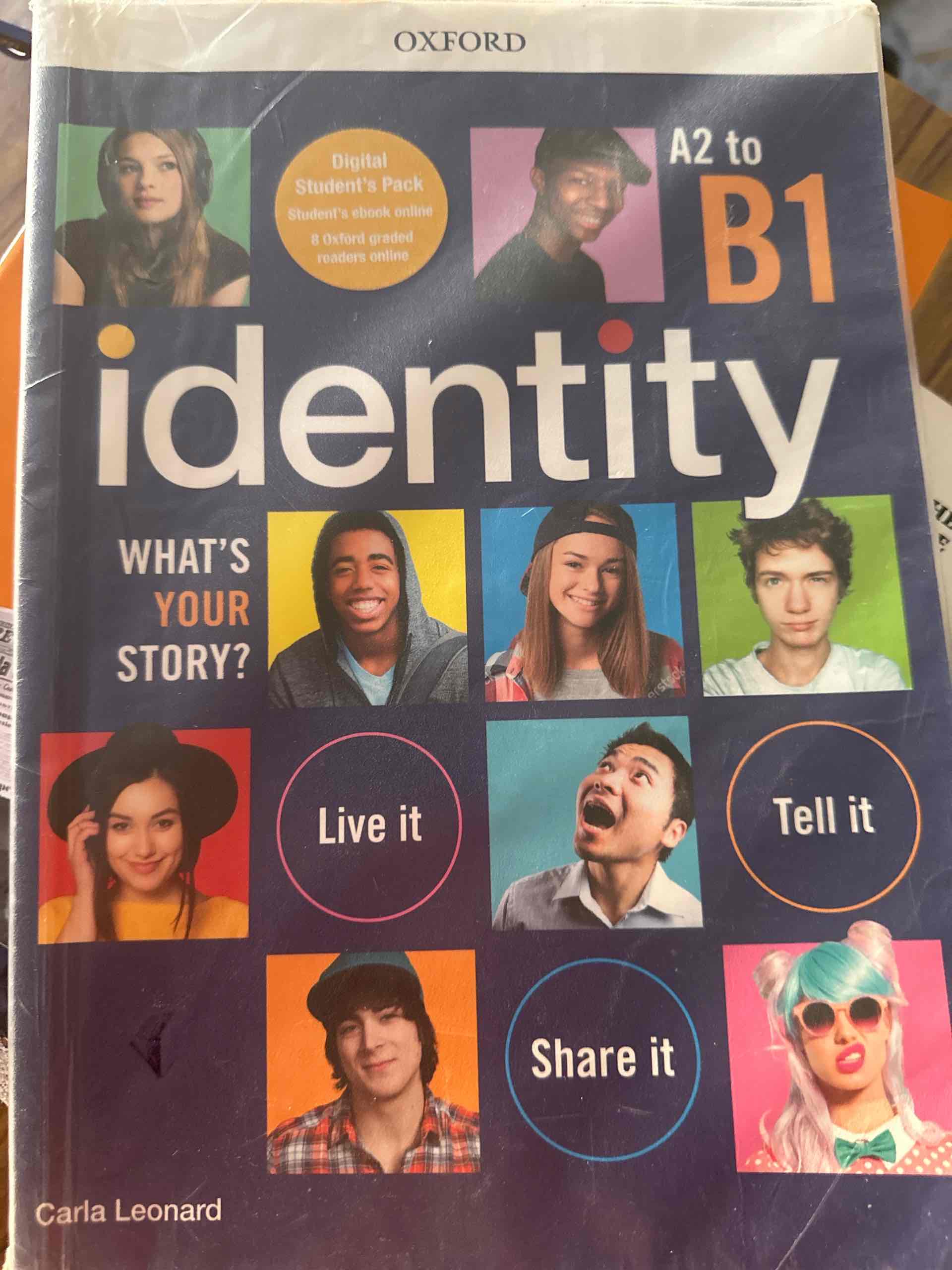 Identity. What's your story? A2-B1. Standard pack. Per il biennio delle Scuole superiori. Con espansione online libro usato
