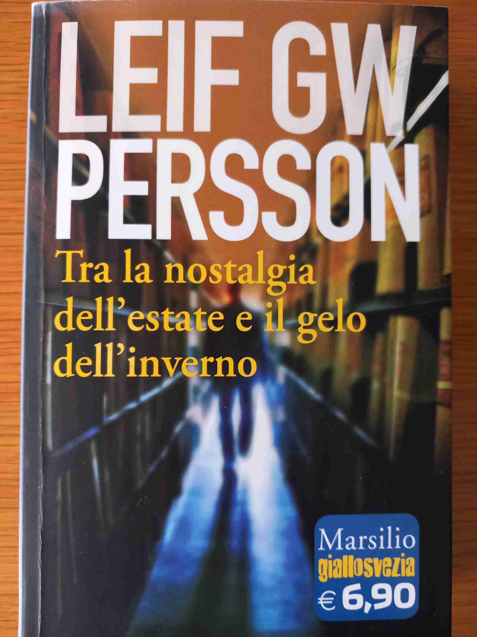 Tra la nostalgia dell'estate e il gelo dell'inverno libro usato